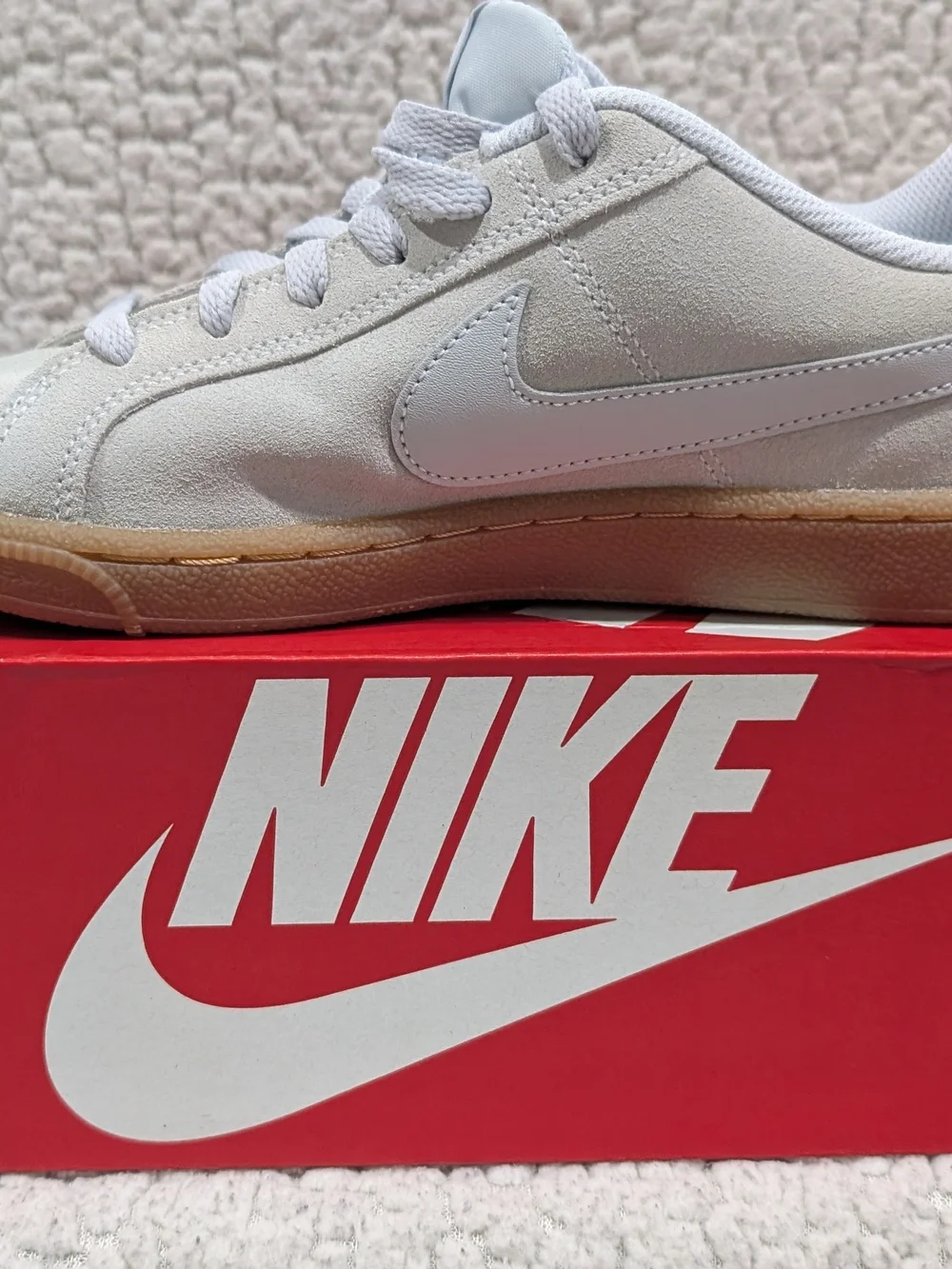 Nike Court Royale Suede